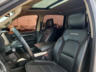 2019 RAM 1500 Laramie Crew Cab 4x2 5'7" Box