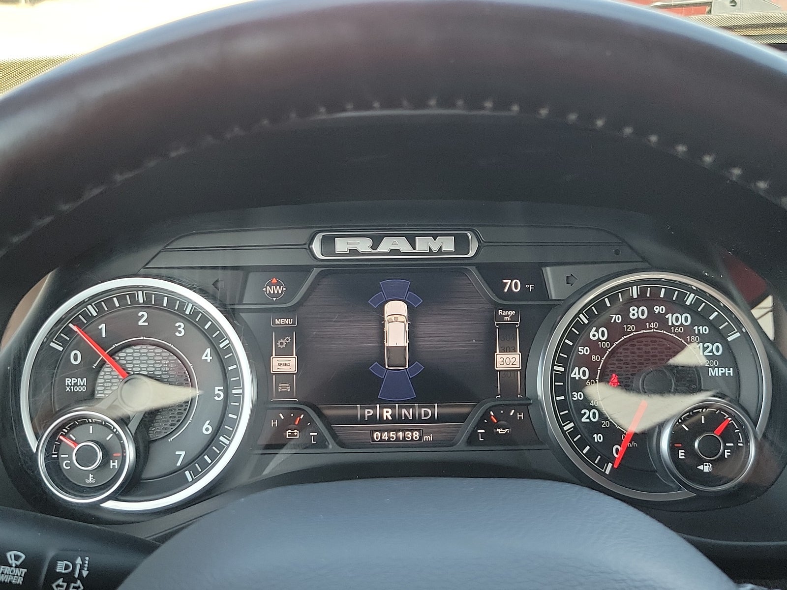 2022 RAM 1500 Big Horn Crew Cab 4x4 5'7" Box