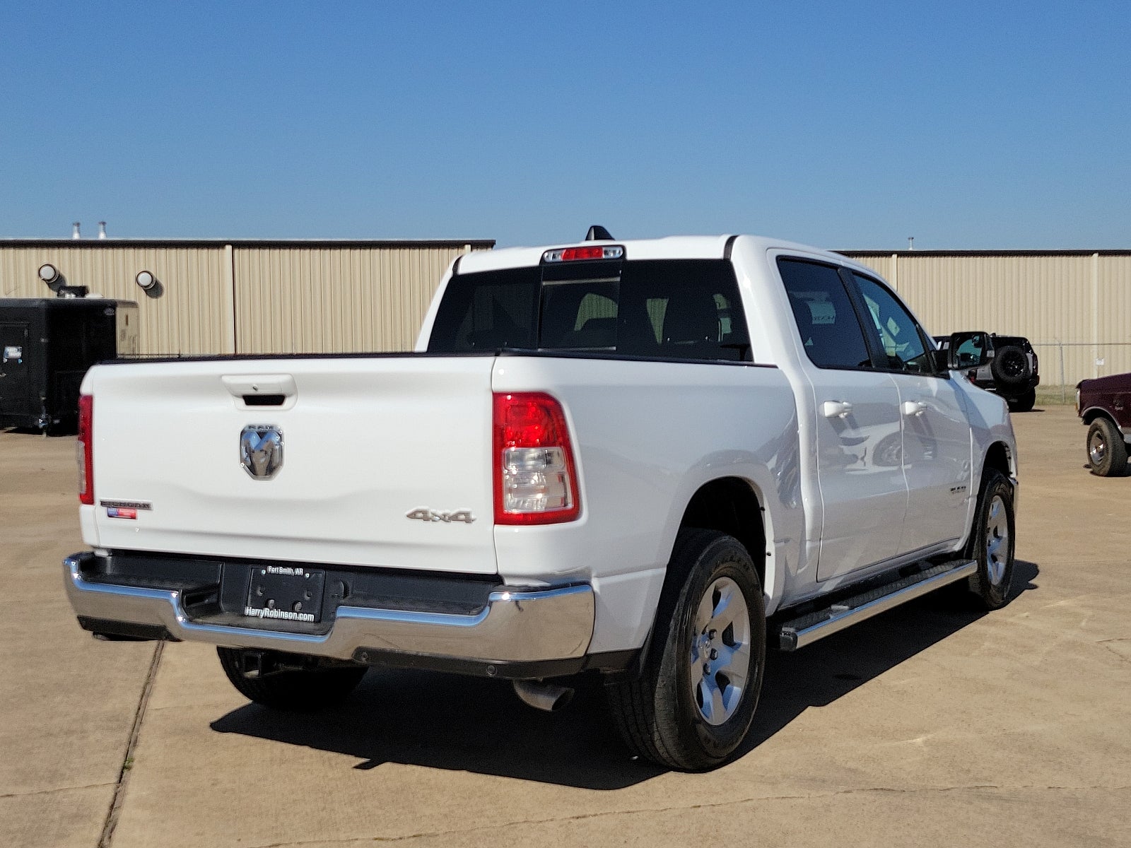 2022 RAM 1500 Big Horn Crew Cab 4x4 5'7" Box
