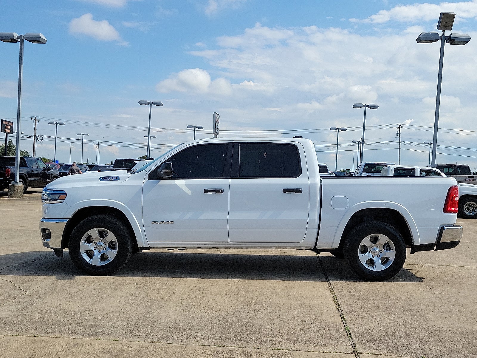 2025 RAM 1500 Big Horn Crew Cab 4x4 5'7" Box