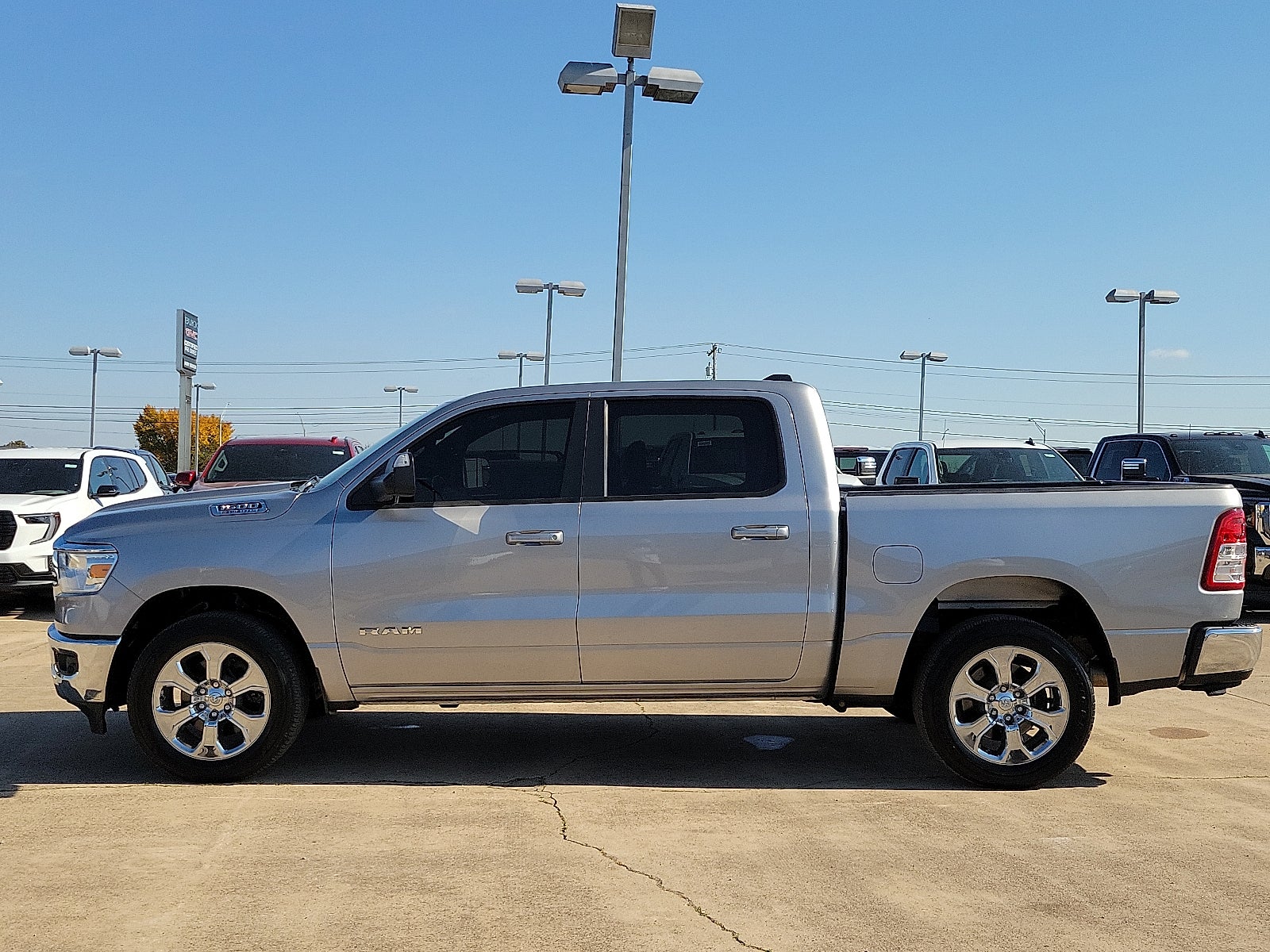 2022 RAM 1500 Big Horn Crew Cab 4x4 5'7" Box