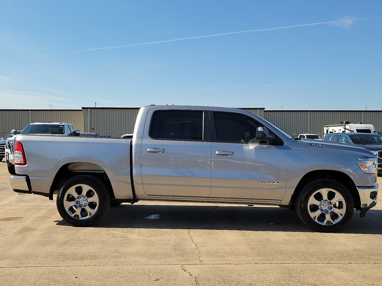 2022 RAM 1500 Big Horn Crew Cab 4x4 5'7" Box