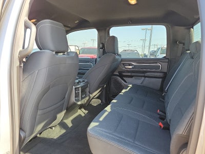 2022 RAM 1500 Big Horn Crew Cab 4x4 5'7" Box