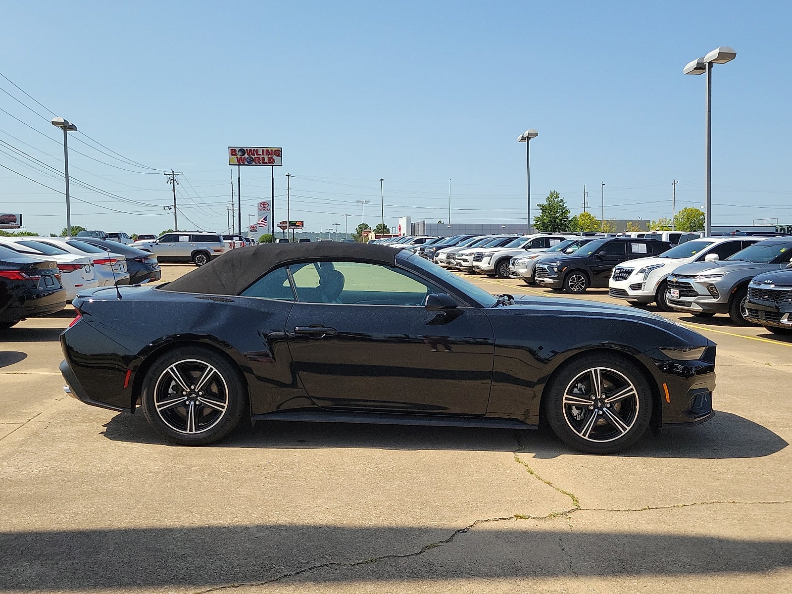 2025 Ford Mustang EcoBoost