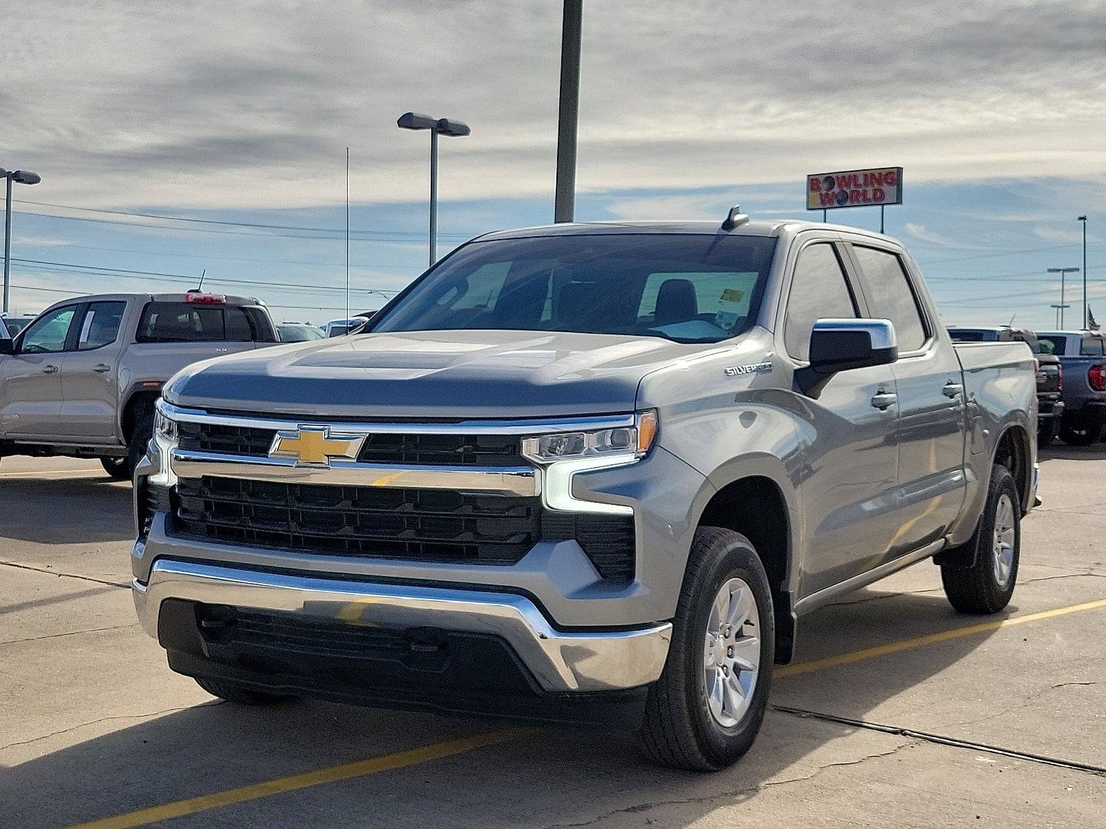 2025 Chevrolet Silverado 1500 LT