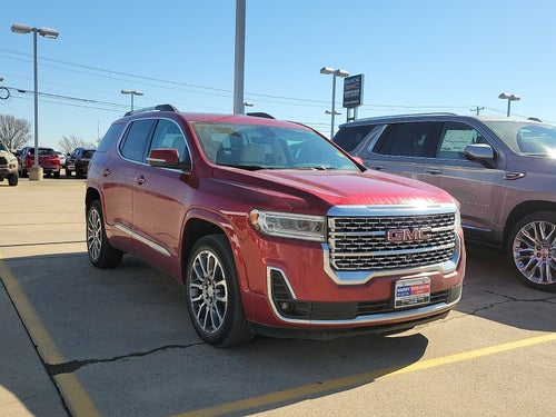 2023 GMC Acadia Denali