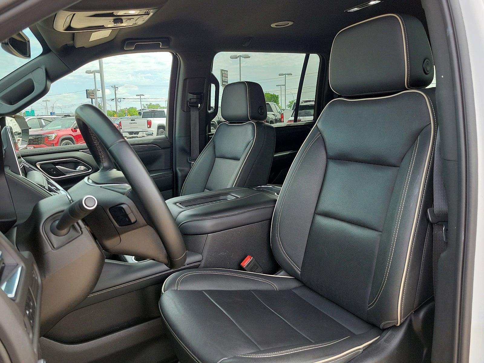 2024 GMC Yukon XL SLT