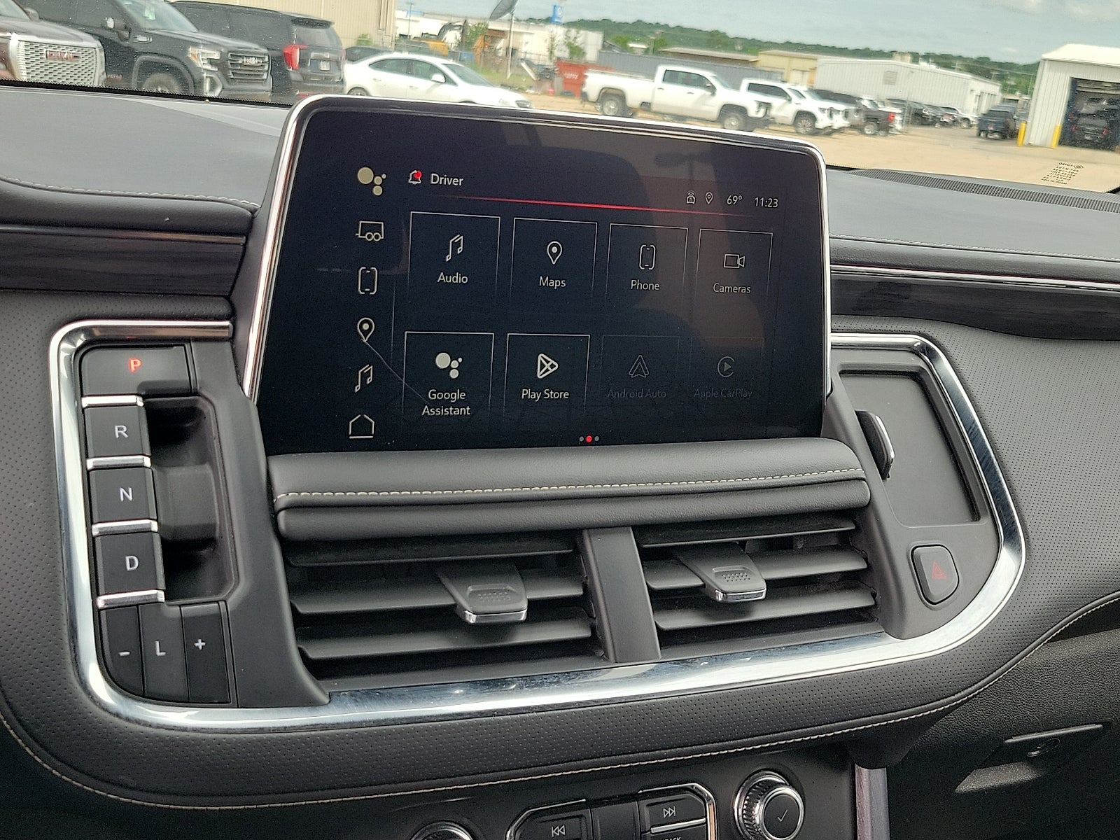 2024 GMC Yukon XL SLT
