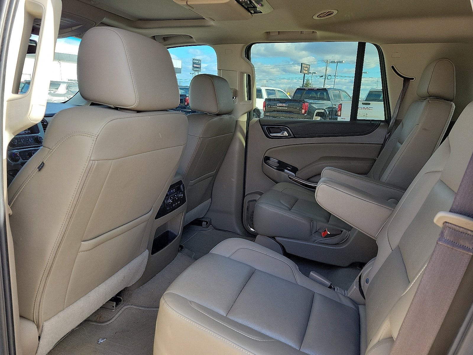 2019 GMC Yukon SLT