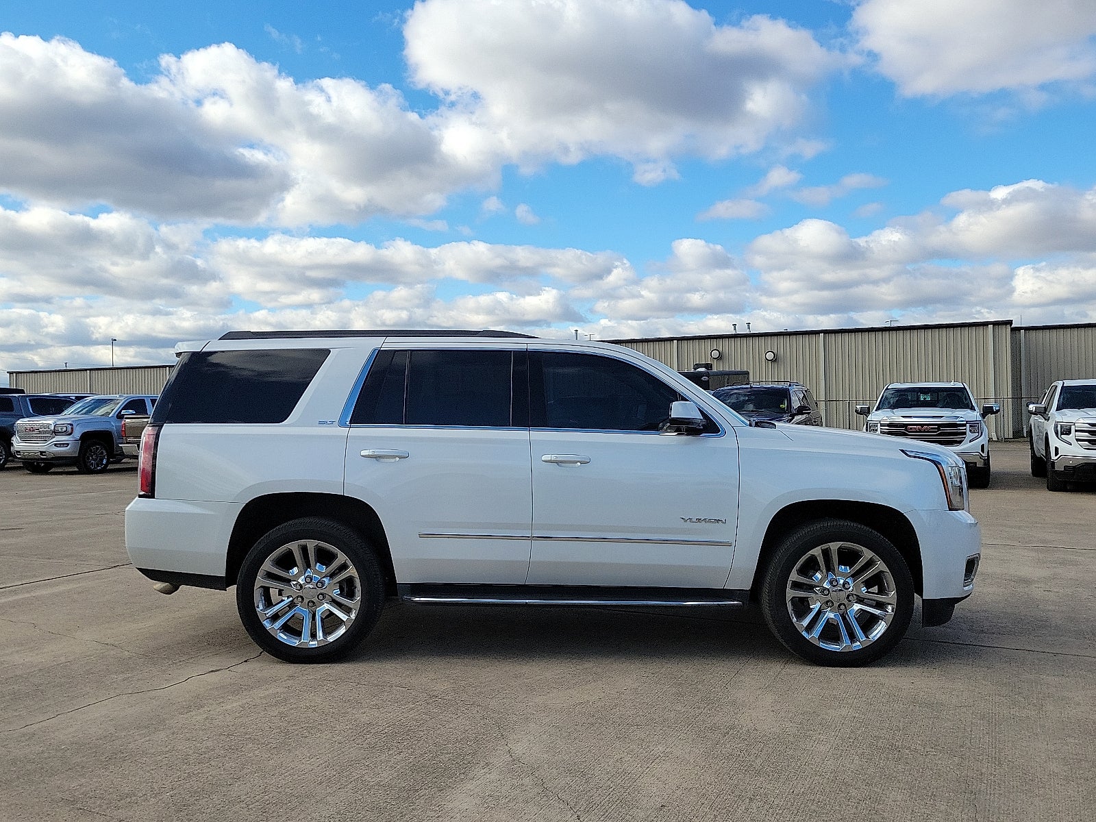 2019 GMC Yukon SLT