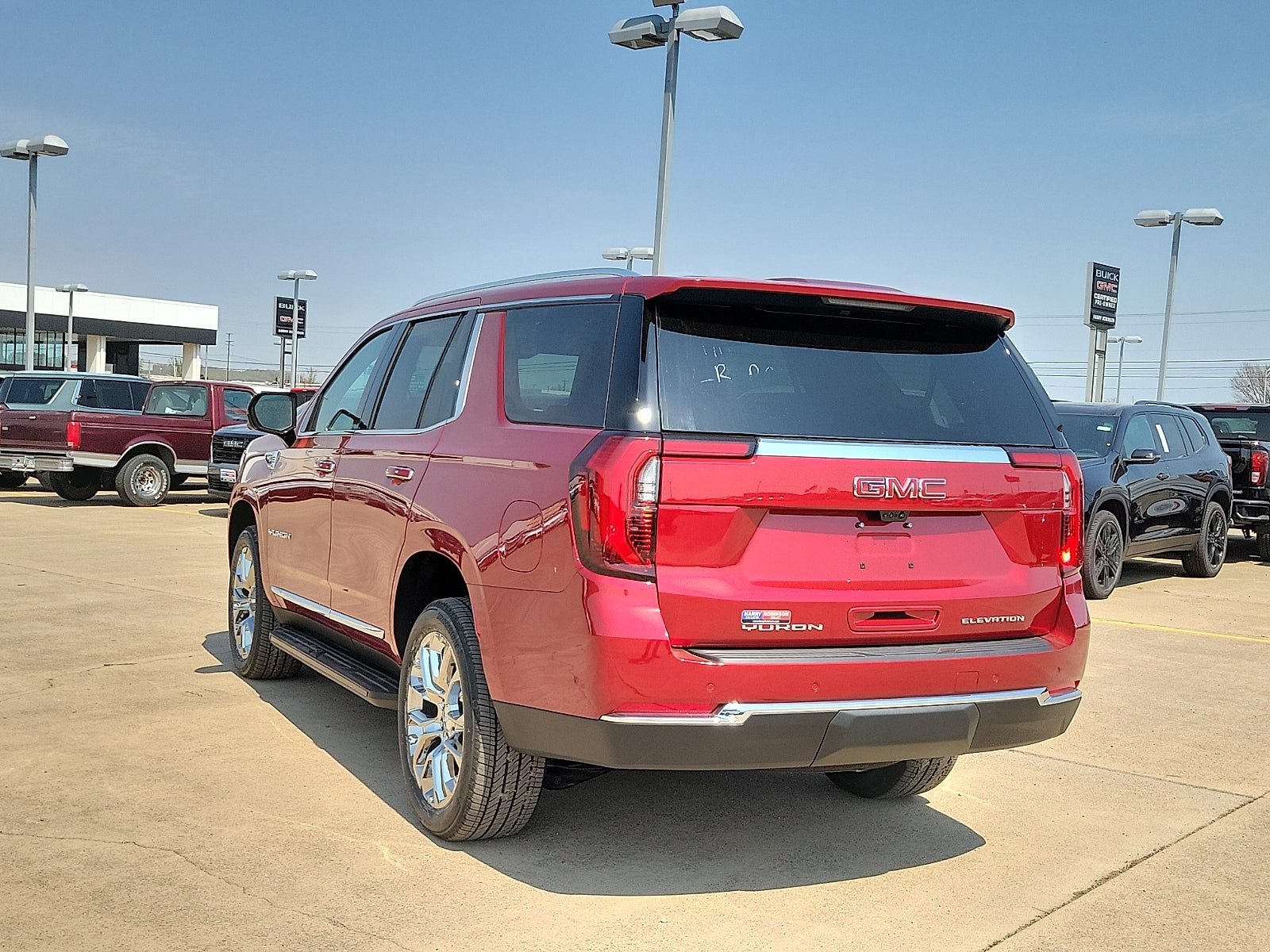 2026 GMC Yukon Elevation