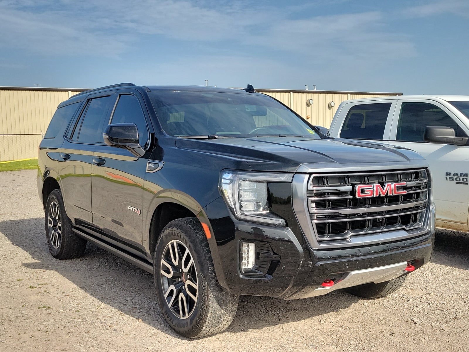 2023 GMC Yukon AT4