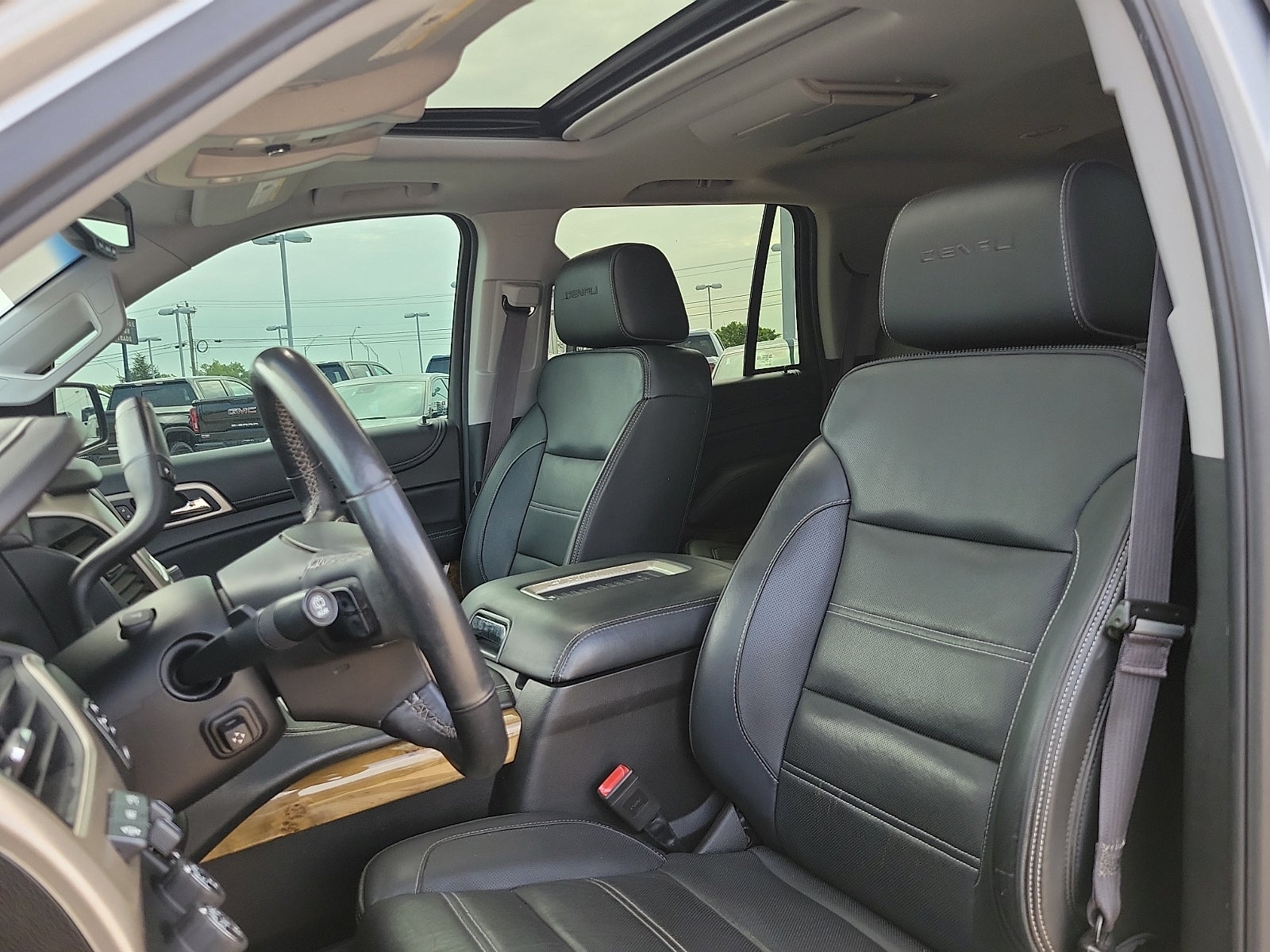 2017 GMC Yukon Denali