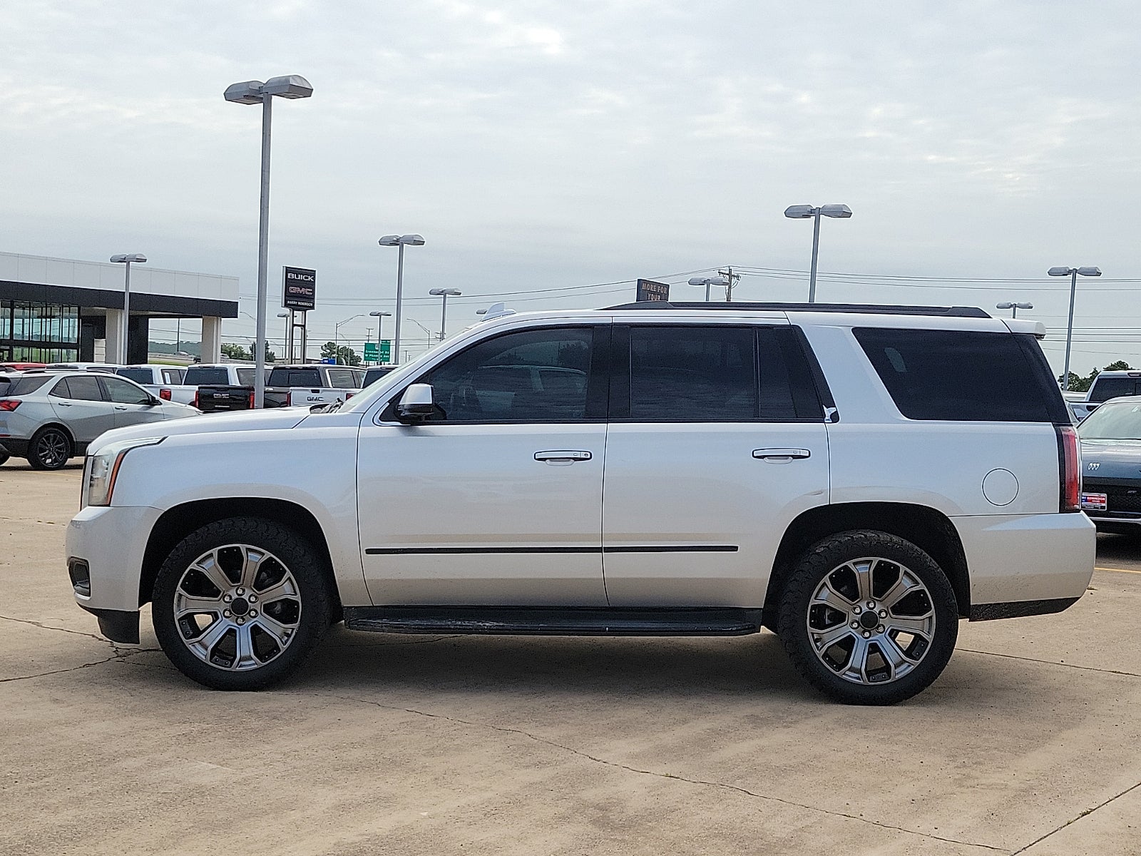 2017 GMC Yukon Denali