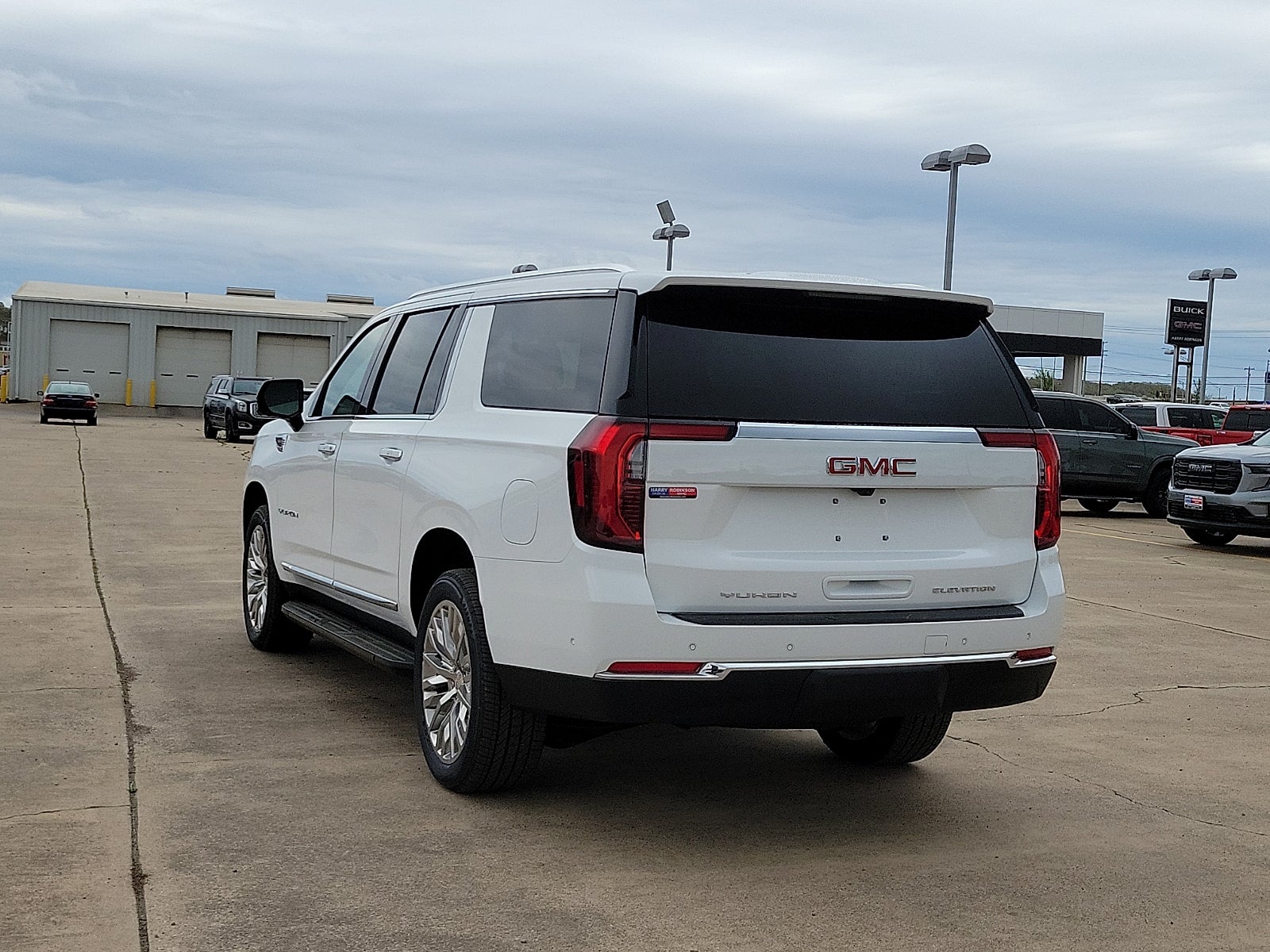 2026 GMC Yukon XL Elevation