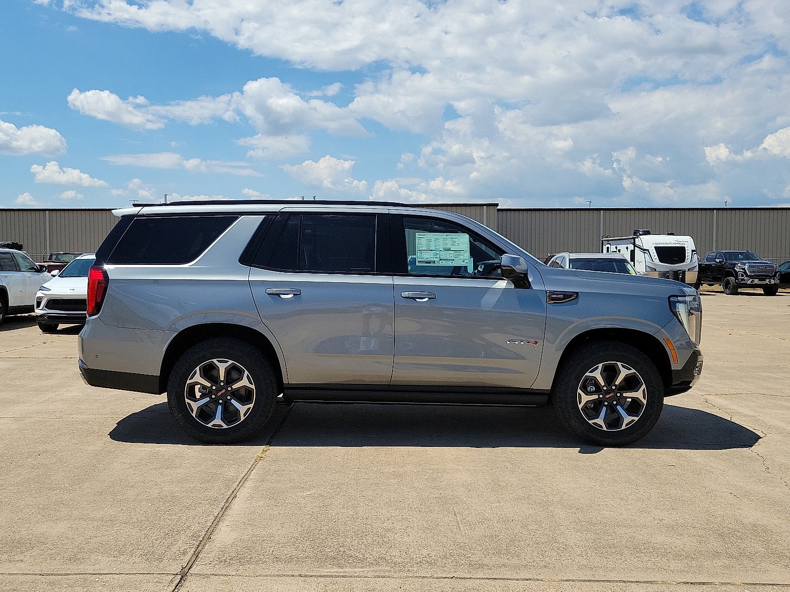 2025 GMC Yukon AT4 Ultimate