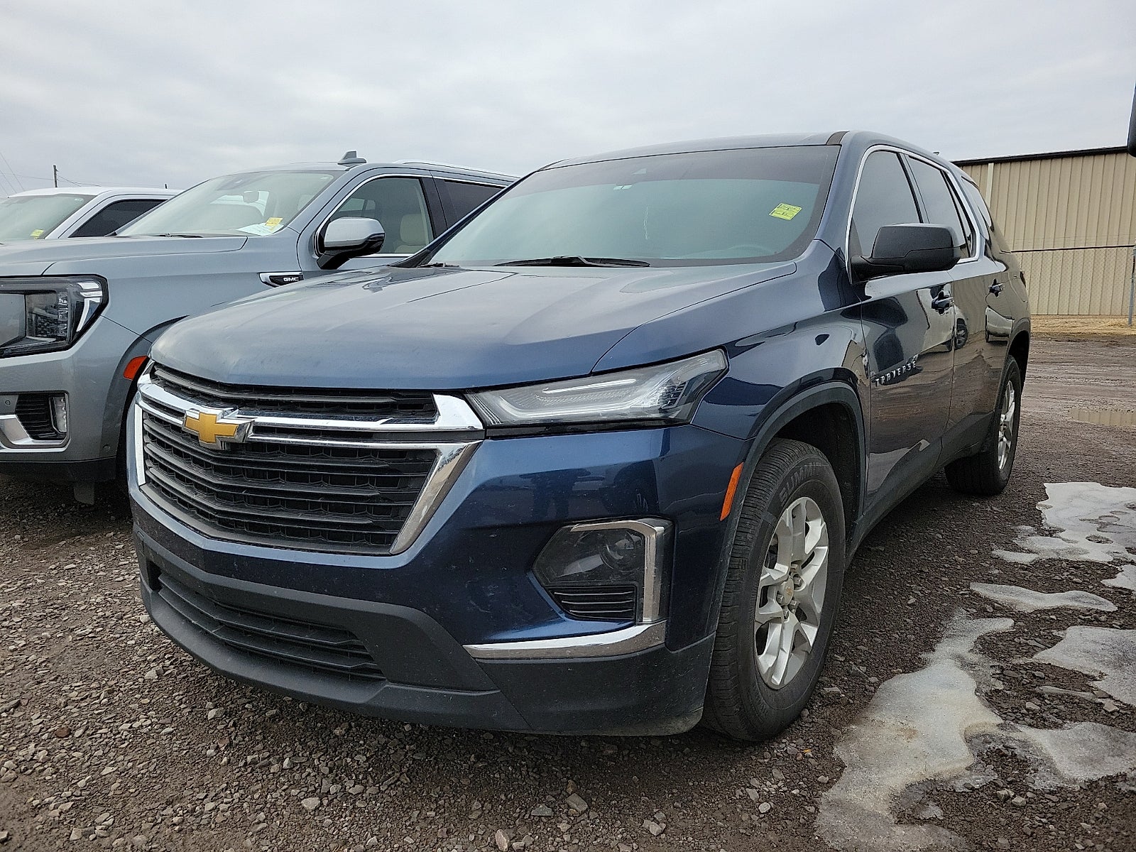 2022 Chevrolet Traverse LS