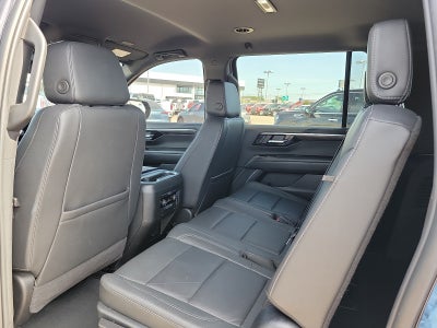 2025 Chevrolet Suburban LT
