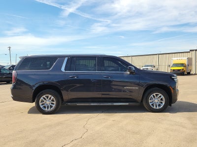 2025 Chevrolet Suburban LT