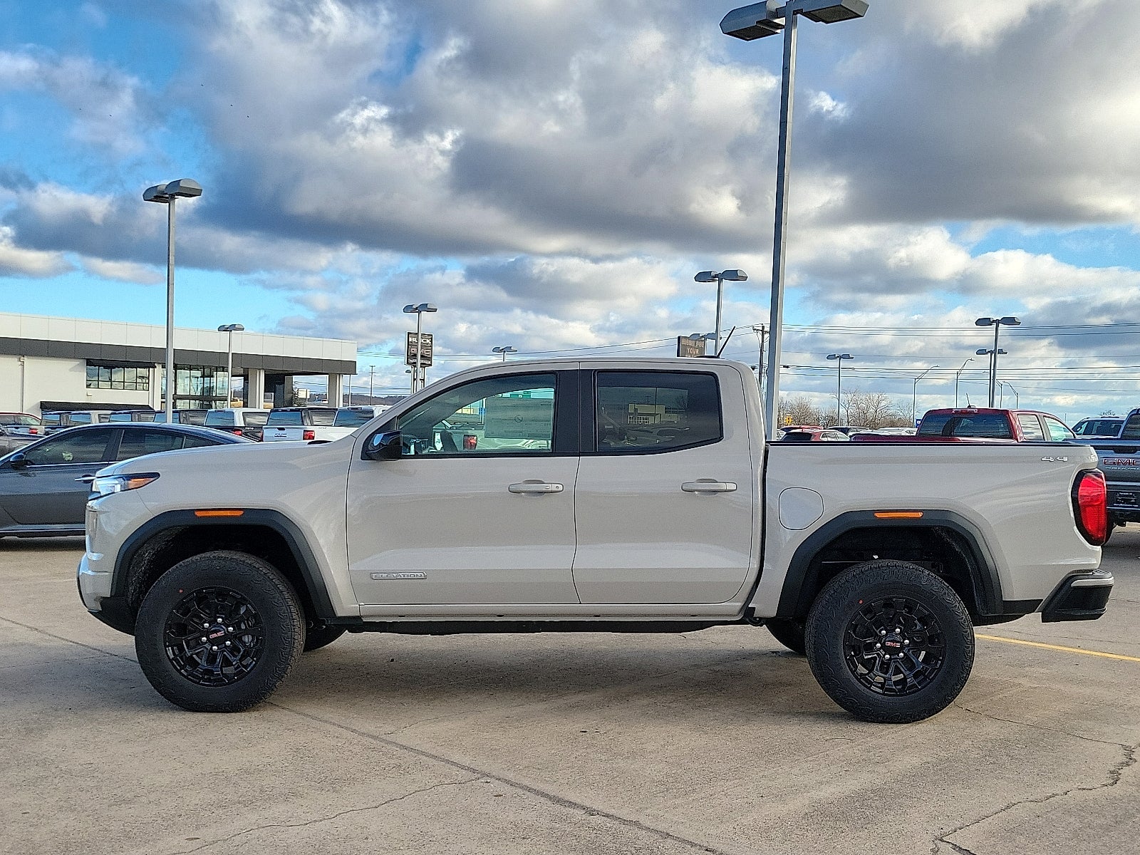 2026 GMC Canyon Elevation