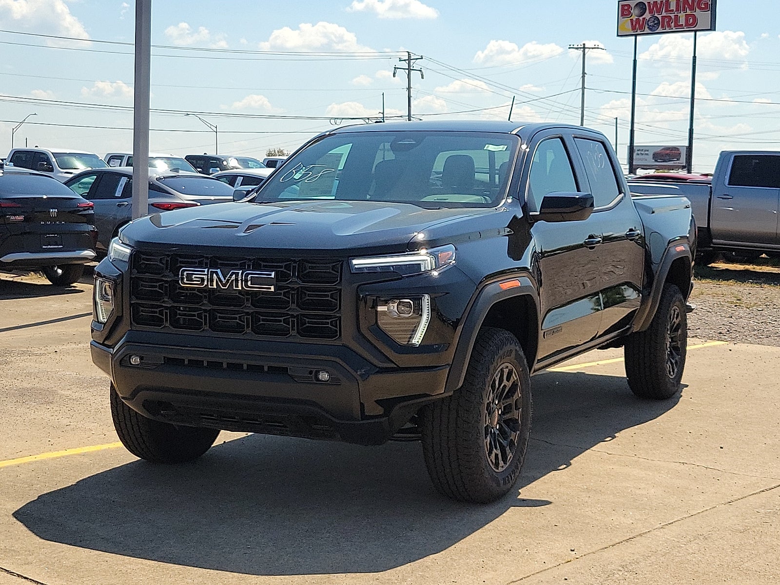 2026 GMC Canyon Elevation