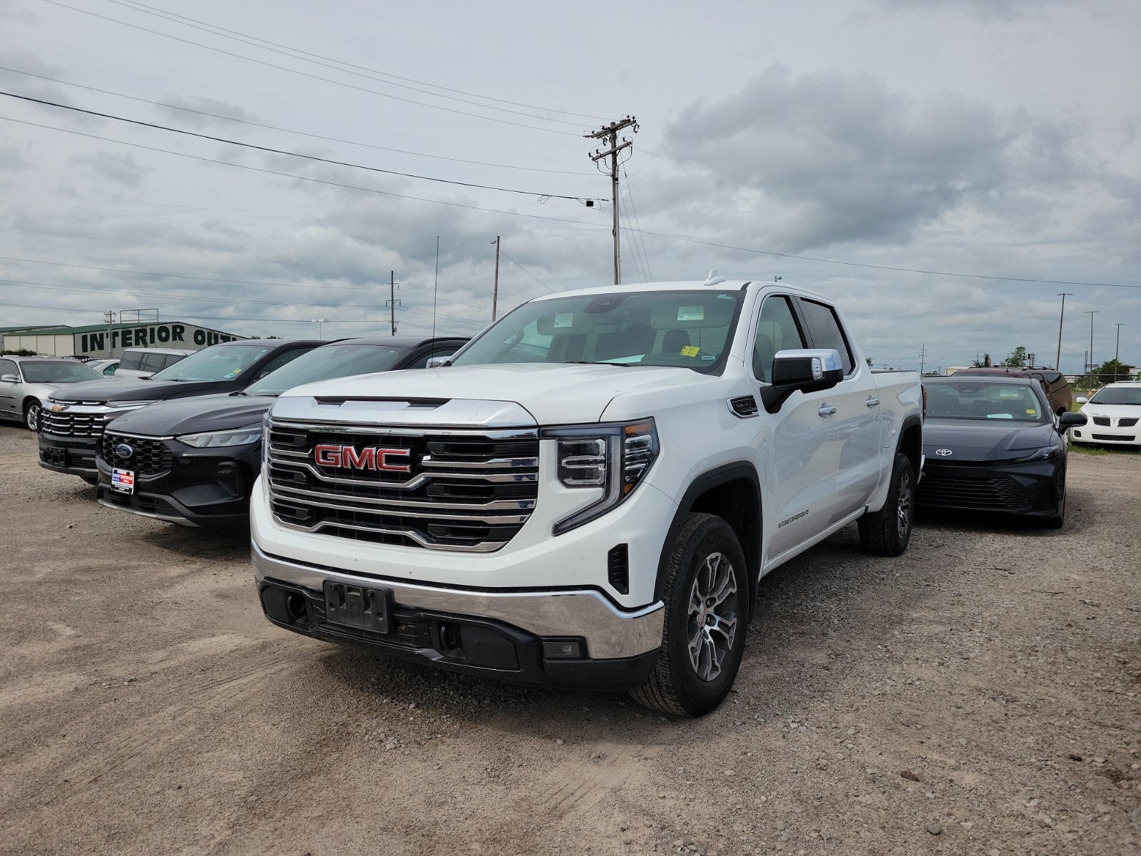 2025 GMC Sierra 1500 SLT