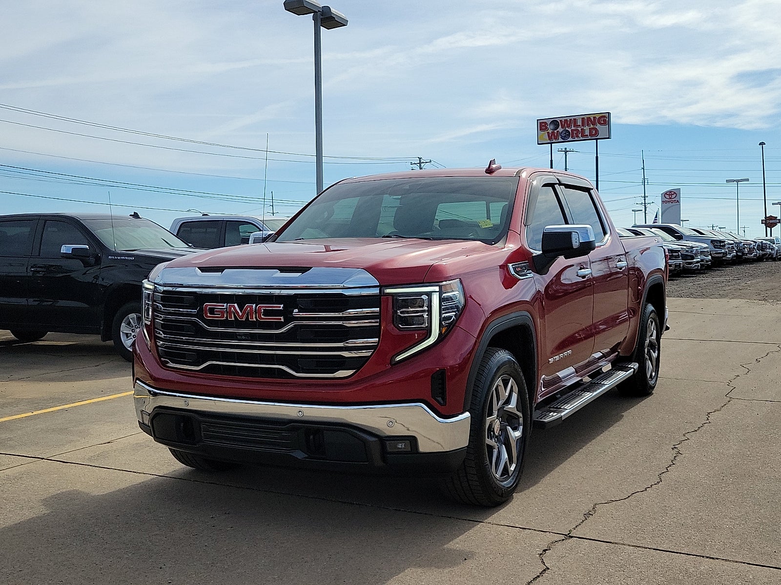 2022 GMC Sierra 1500 SLT
