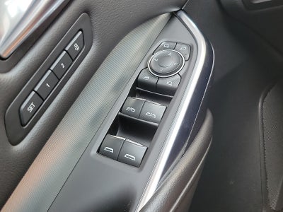2022 Cadillac XT4 Premium Luxury