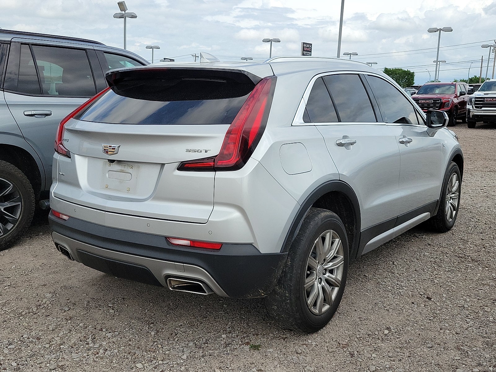 2022 Cadillac XT4 Premium Luxury