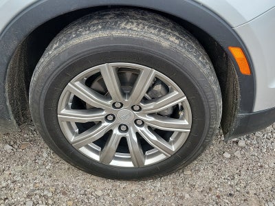 2022 Cadillac XT4 Premium Luxury