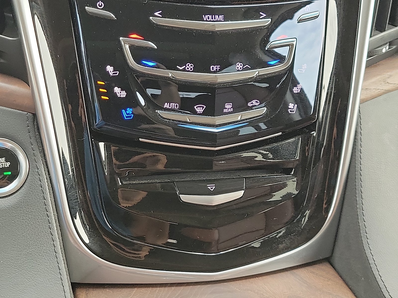 2020 Cadillac Escalade Premium Luxury