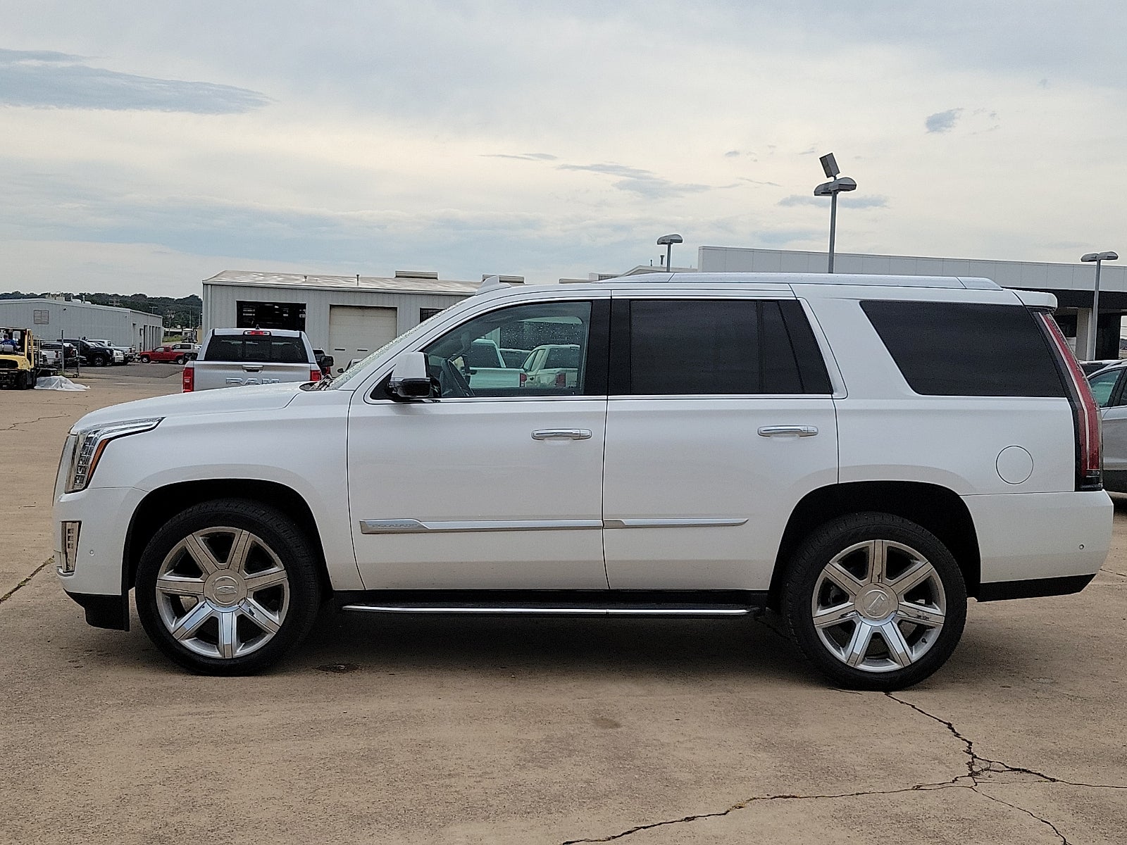2020 Cadillac Escalade Premium Luxury