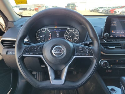 2022 Nissan Altima SV FWD