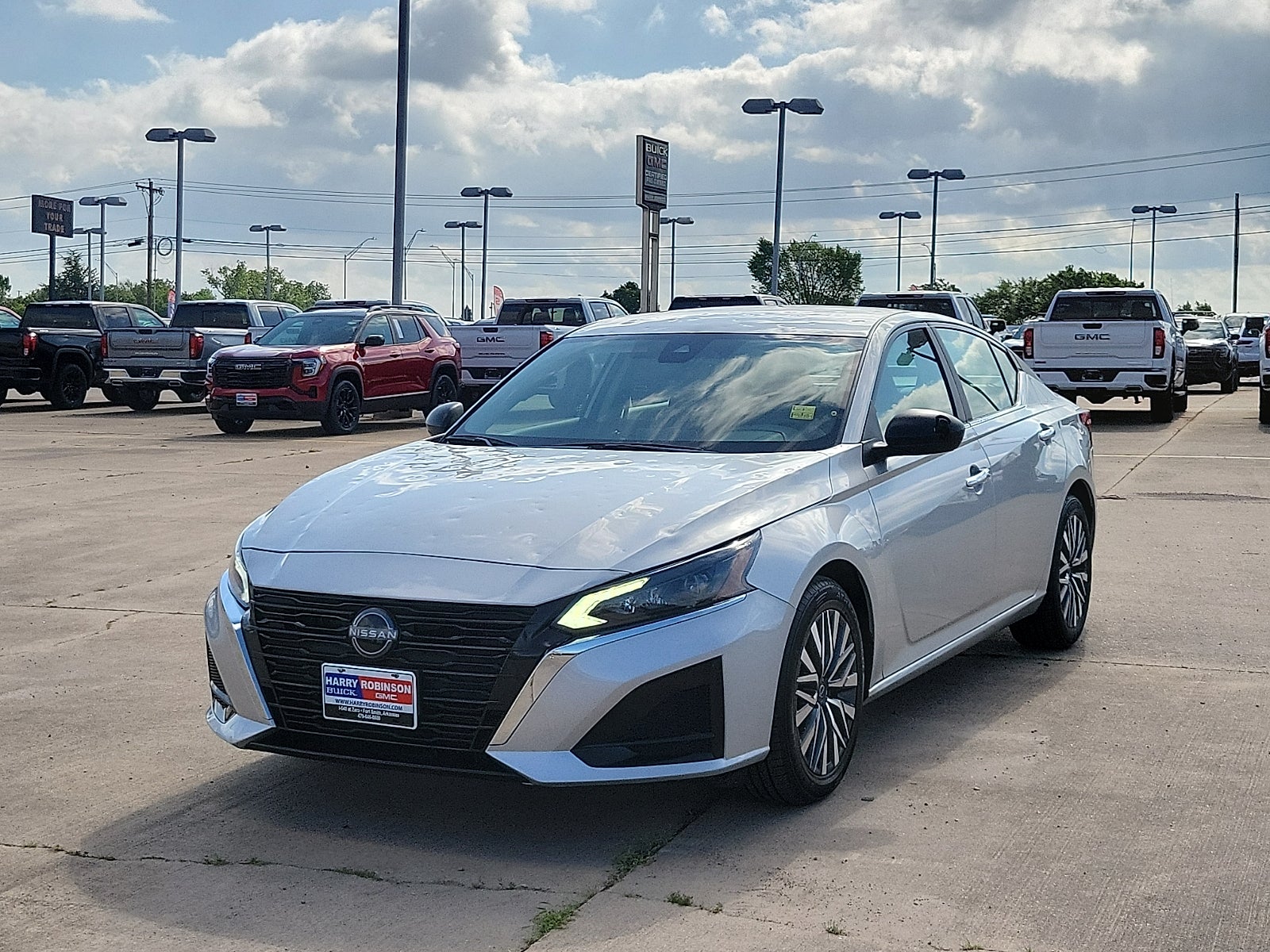 2025 Nissan Altima SV