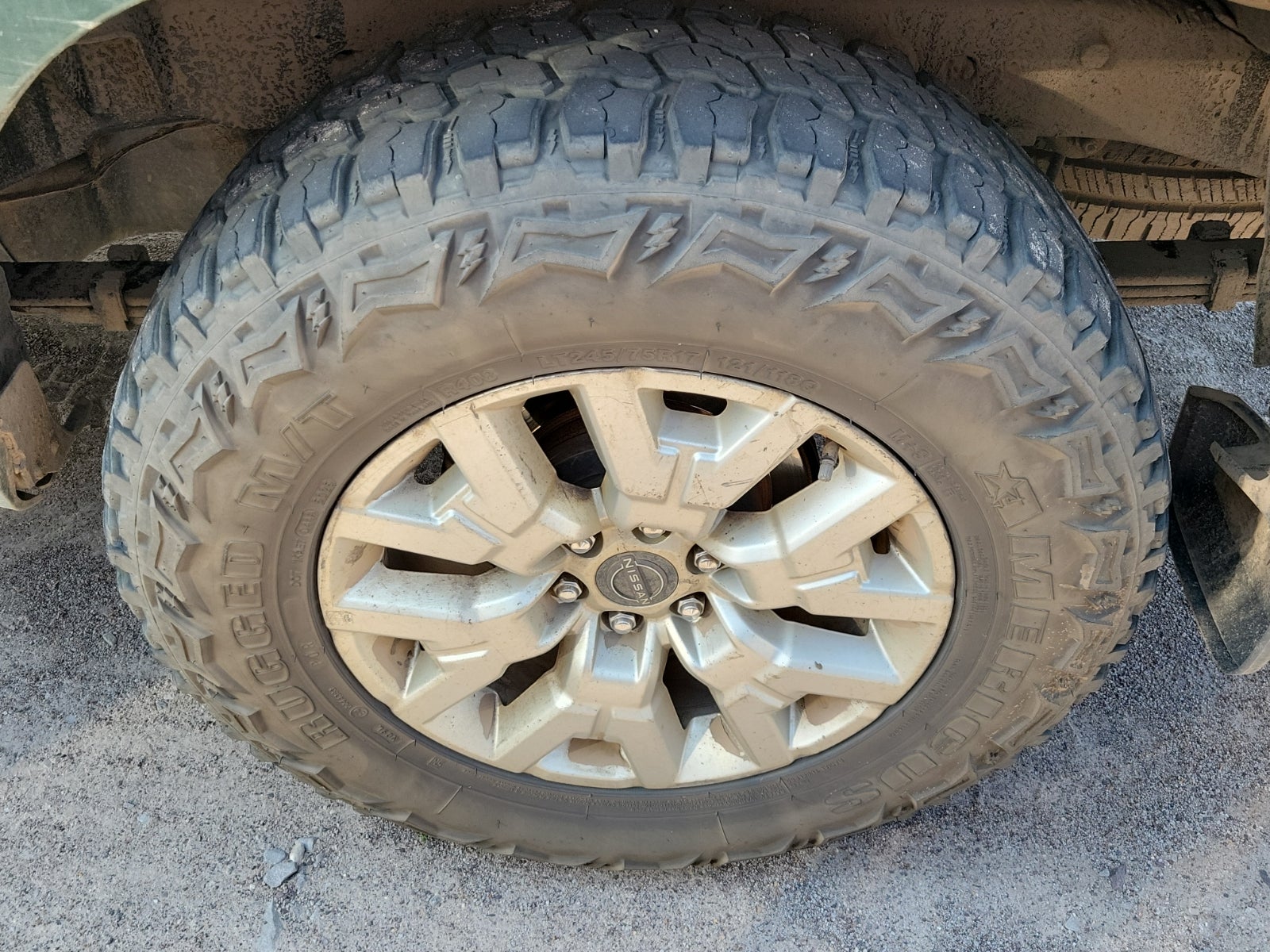 2023 Nissan Frontier Crew Cab SV 4x4