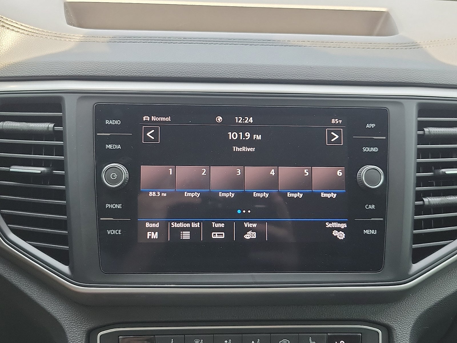 2021 Volkswagen Atlas 3.6L V6 SE w/Technology R-Line