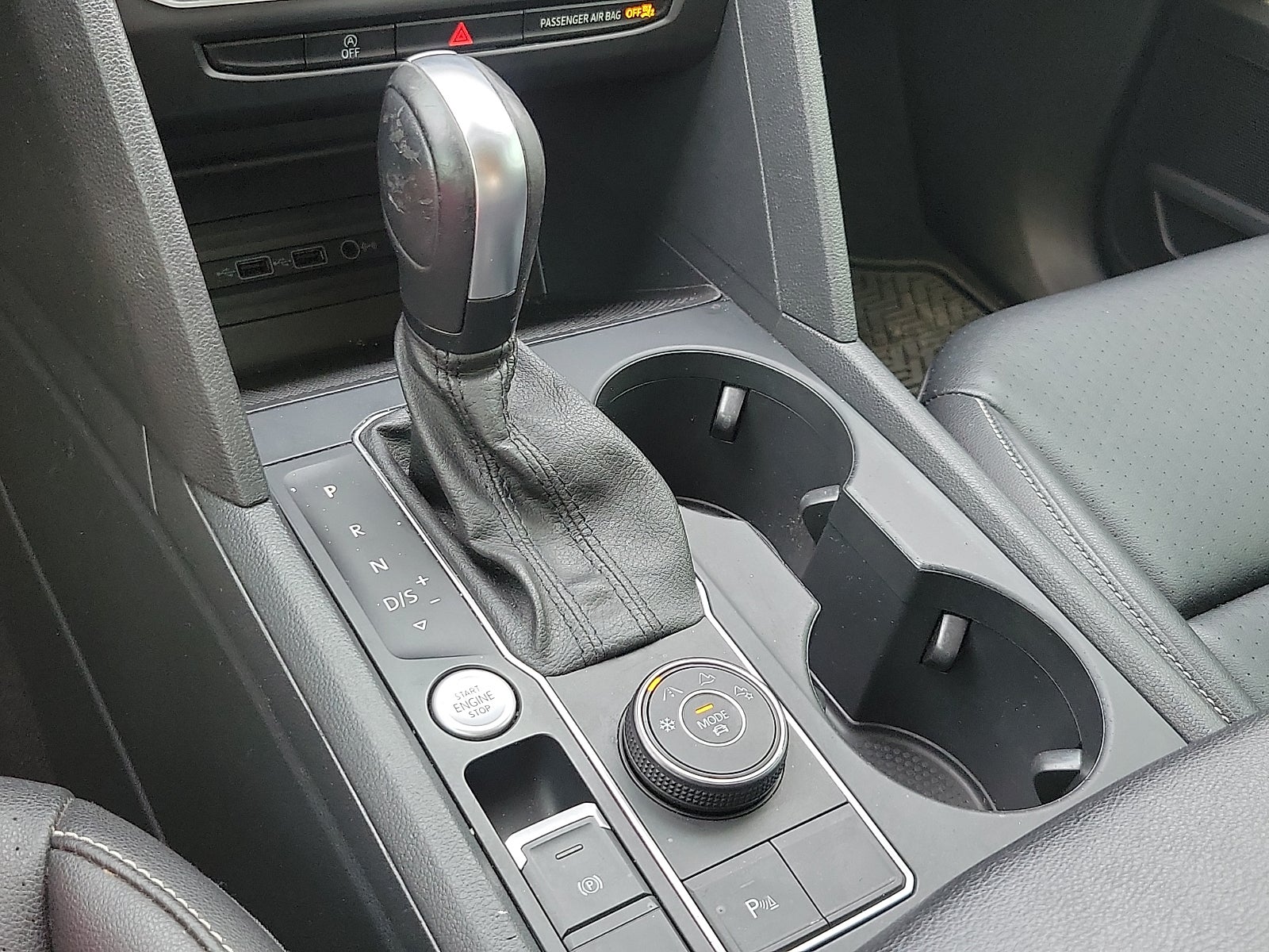 2021 Volkswagen Atlas 3.6L V6 SE w/Technology R-Line