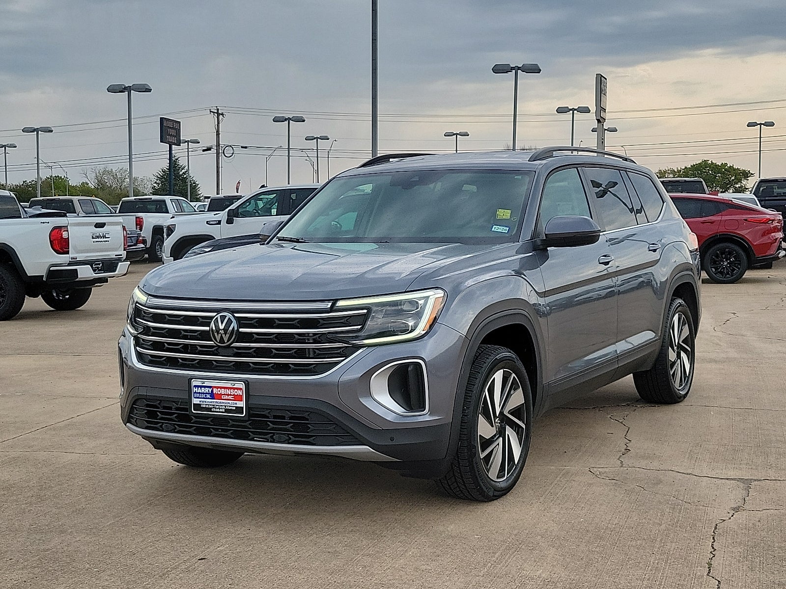 2025 Volkswagen Atlas 2.0T SE w/Technology