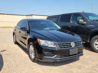 2016 Volkswagen Passat 1.8T S