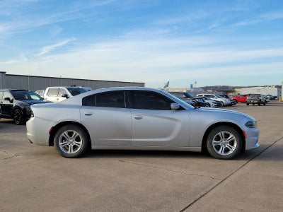 2021 Dodge Charger SXT RWD