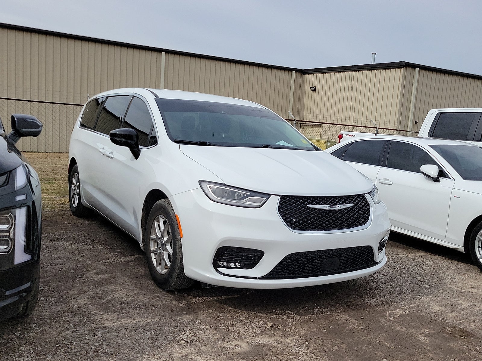 2024 Chrysler Pacifica Touring L