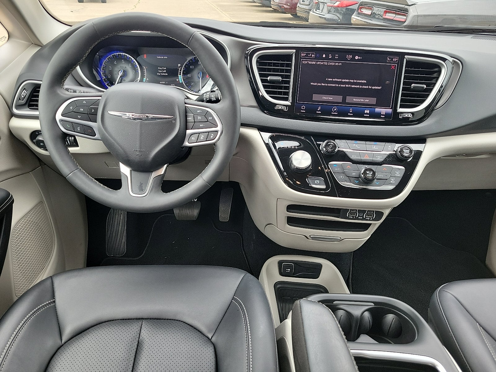 2024 Chrysler Pacifica Touring L