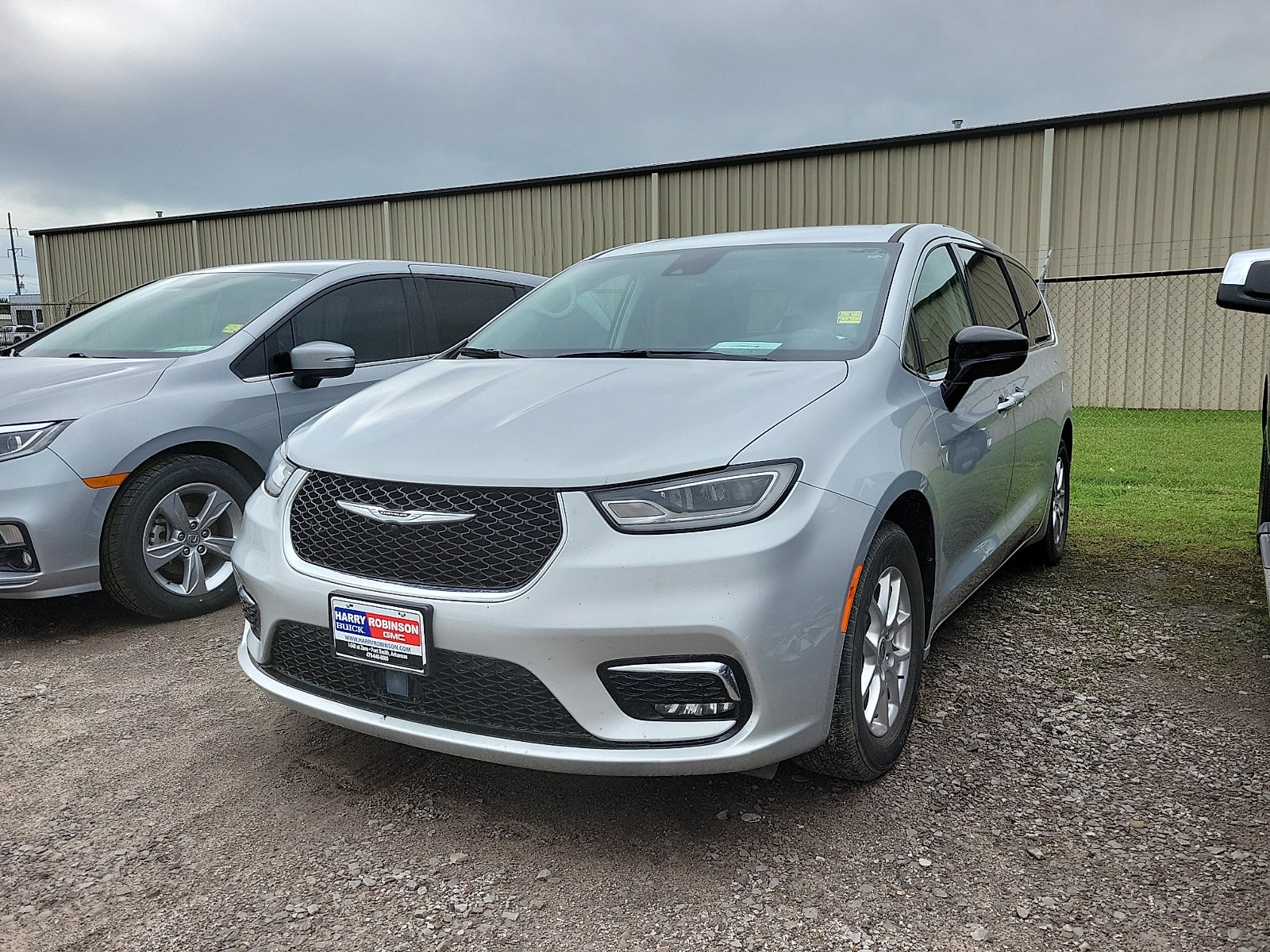 2024 Chrysler Pacifica Touring L