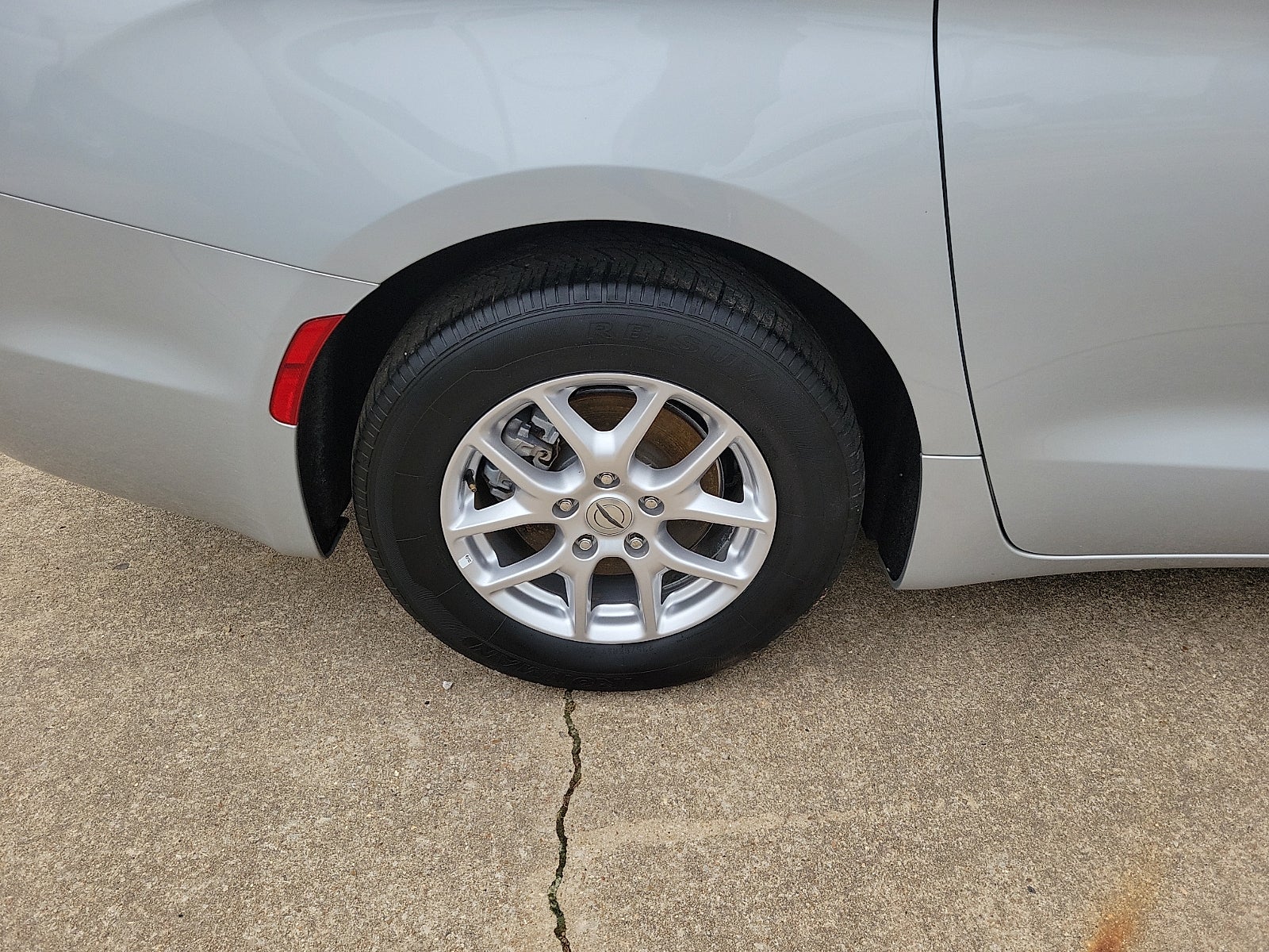 2024 Chrysler Pacifica Touring L