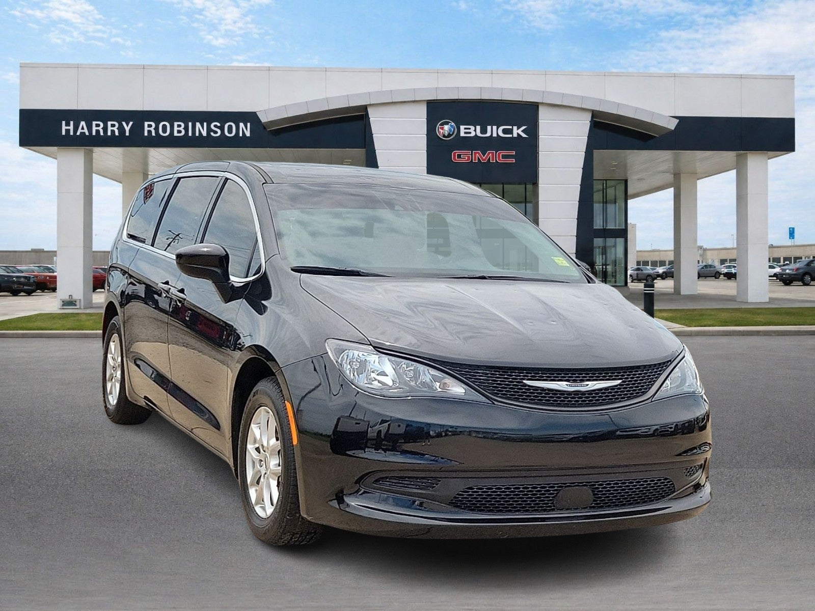 2023 Chrysler Voyager LX