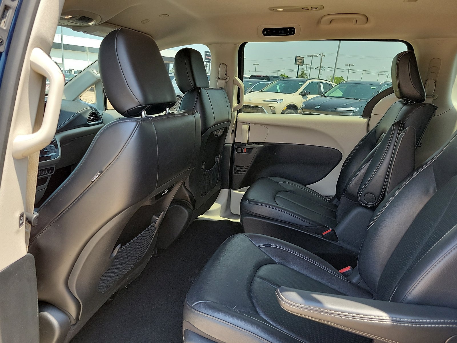 2024 Chrysler Pacifica Hybrid Select