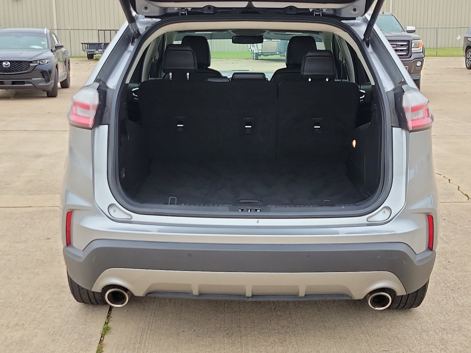 2020 Ford Edge Titanium