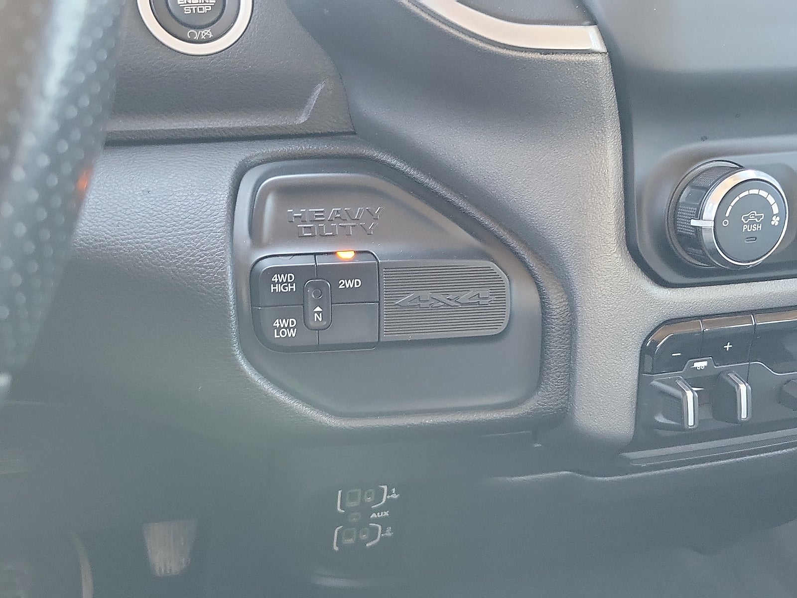 2020 RAM 3500 Big Horn Crew Cab 4x4 6'4" Box