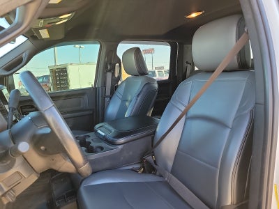 2022 RAM 3500 Tradesman Crew Cab 4x4 8' Box