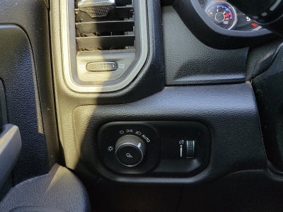 2022 RAM 3500 Tradesman Crew Cab 4x4 8' Box